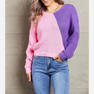 NCOR NWT Double Take V- Neck Twisted Sweater